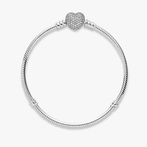 Pandora Moments Sparkling Heart & Snake Chain Bracelet NWOT